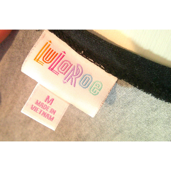 LuLaRoe Black & Gray Short Sleeve Jumper Women's Medium V-Neck Elastic Tie Waist - Picture 4 of 5